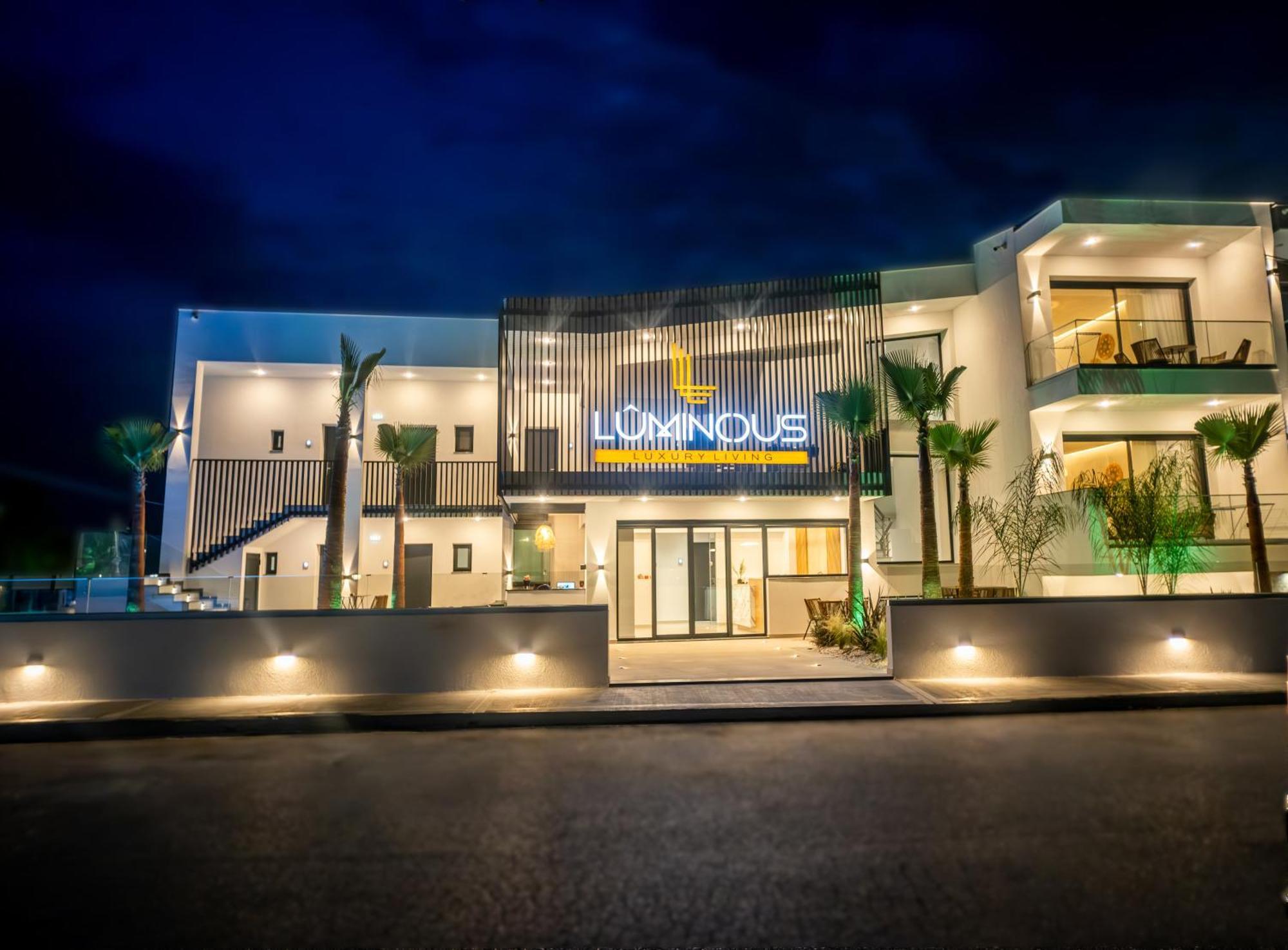 Luminous Luxury Living Aparthotel Kallithea  Ngoại thất bức ảnh