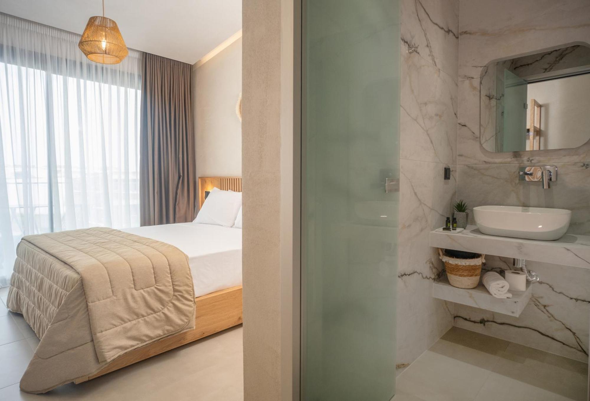 Luminous Luxury Living Aparthotel Kallithea  Ngoại thất bức ảnh